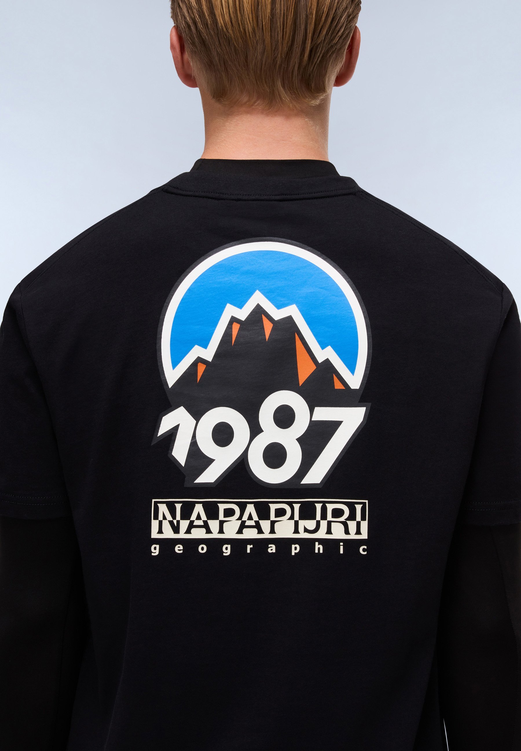 Napapijri MONTEPIANA - T-shirt met print - zwarte schoonheid