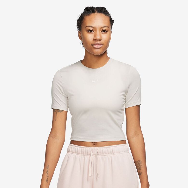Essentieel sportkledingstuk: Slim-Fit crop T-shirt
