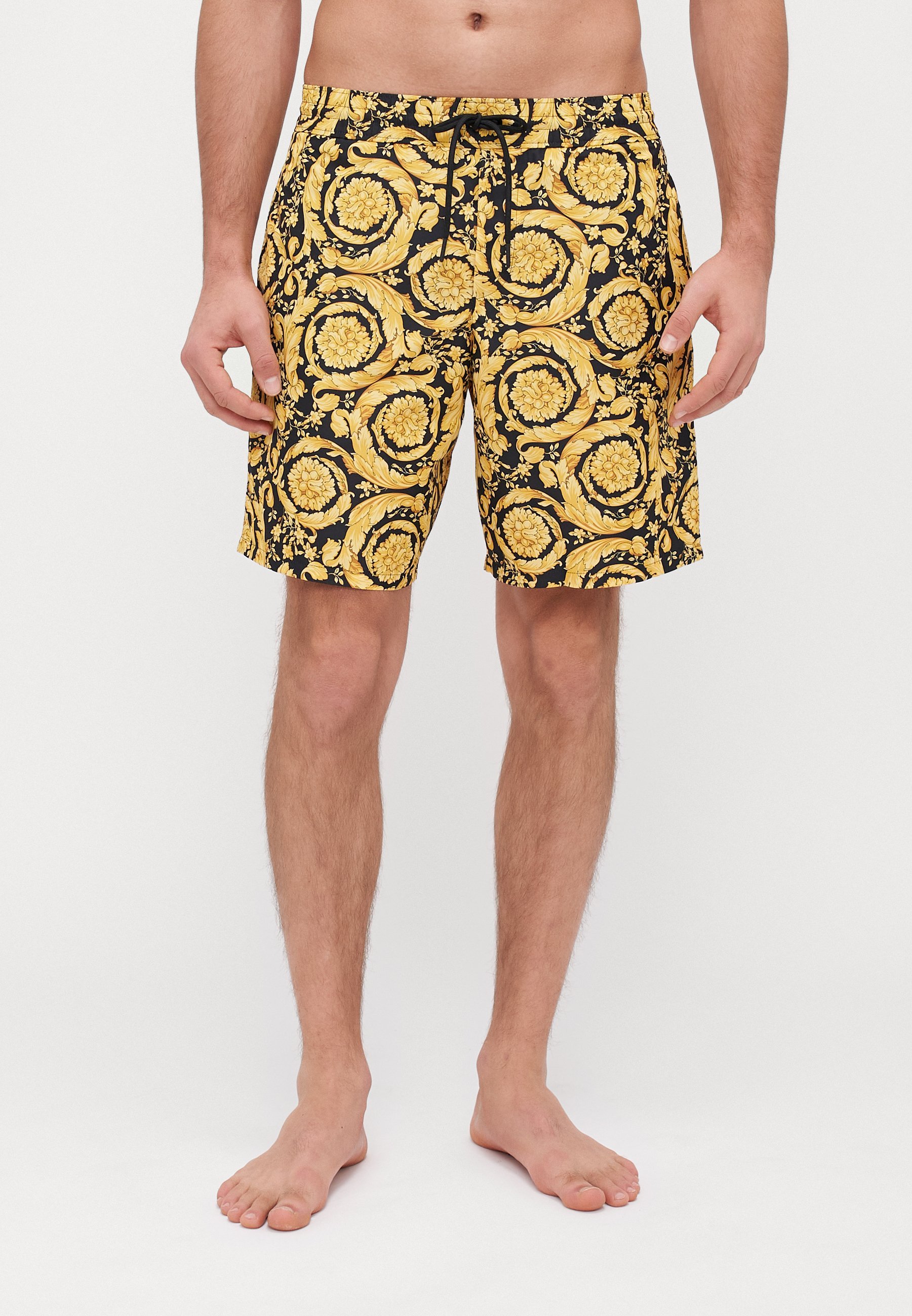 Versace Badeshorts mit langem Barockmuster, goldfarben