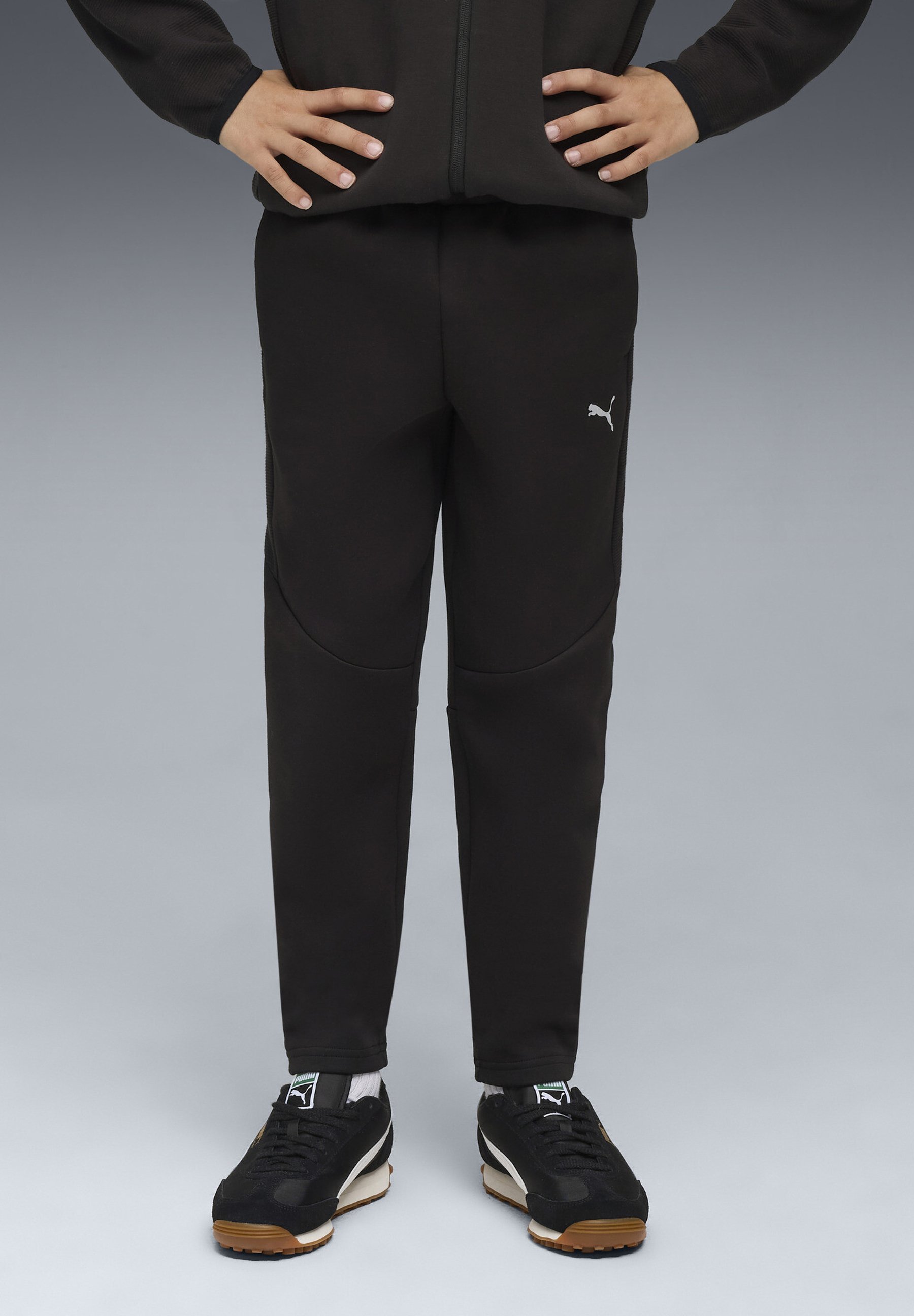 Puma UNISEX - Dressipüksid - mustad