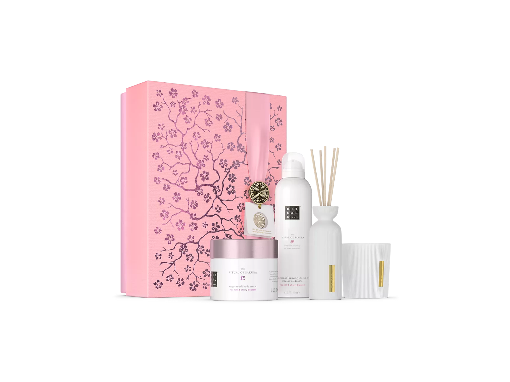 The Ritual of Sakura Coffret L shuimende douchegel 200 ml, bodycrème 200 ml, geurkaars 140 gr, mini geurstokjes 70 ml