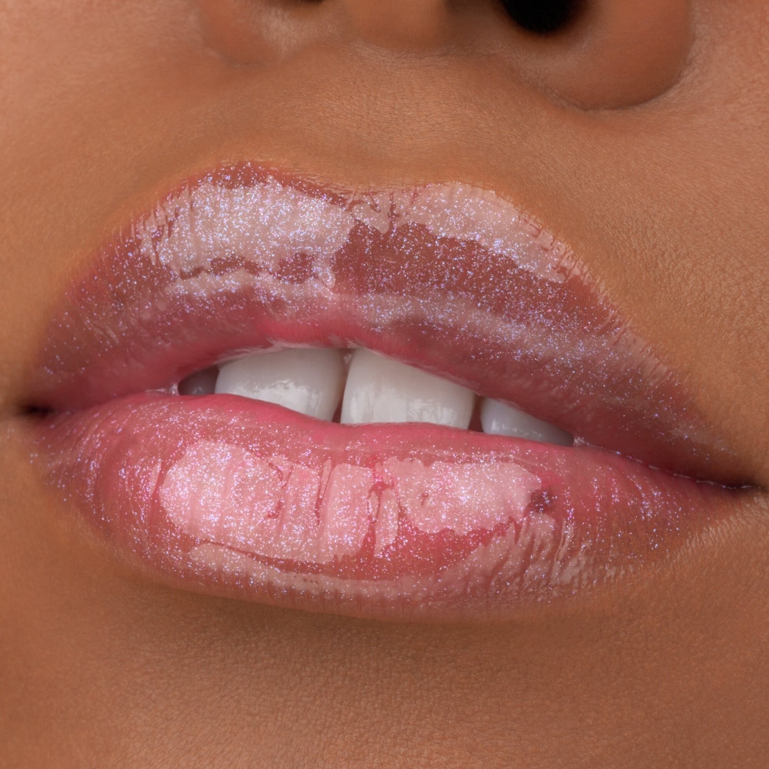 Essence JUICY BOMB