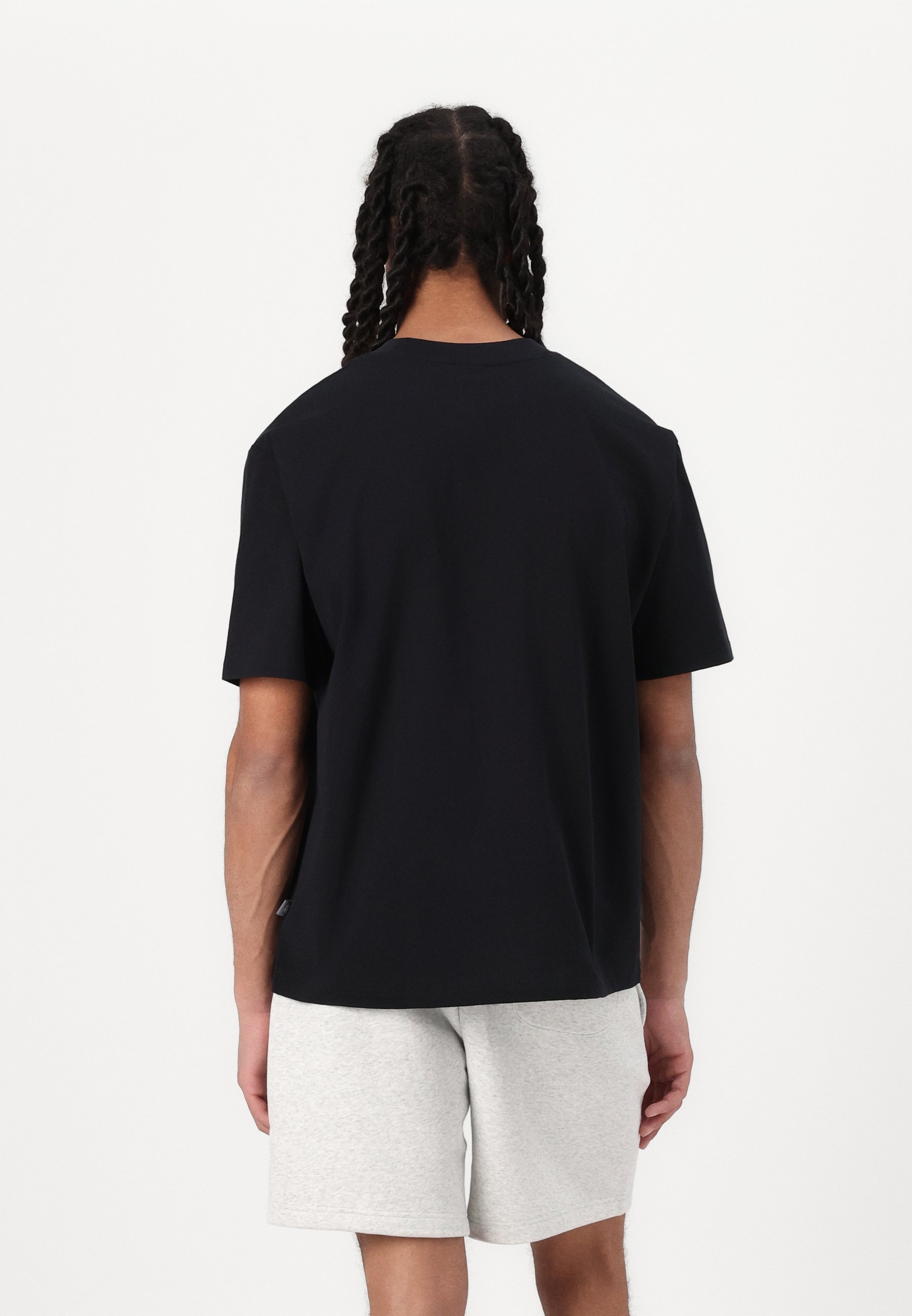 New Balance T-shirts