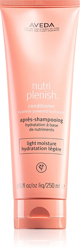„Aveda Nutriplenish™ Conditioner Light Moisture“ – lengvas, maitinantis ir drėkinantis kondicionierius.