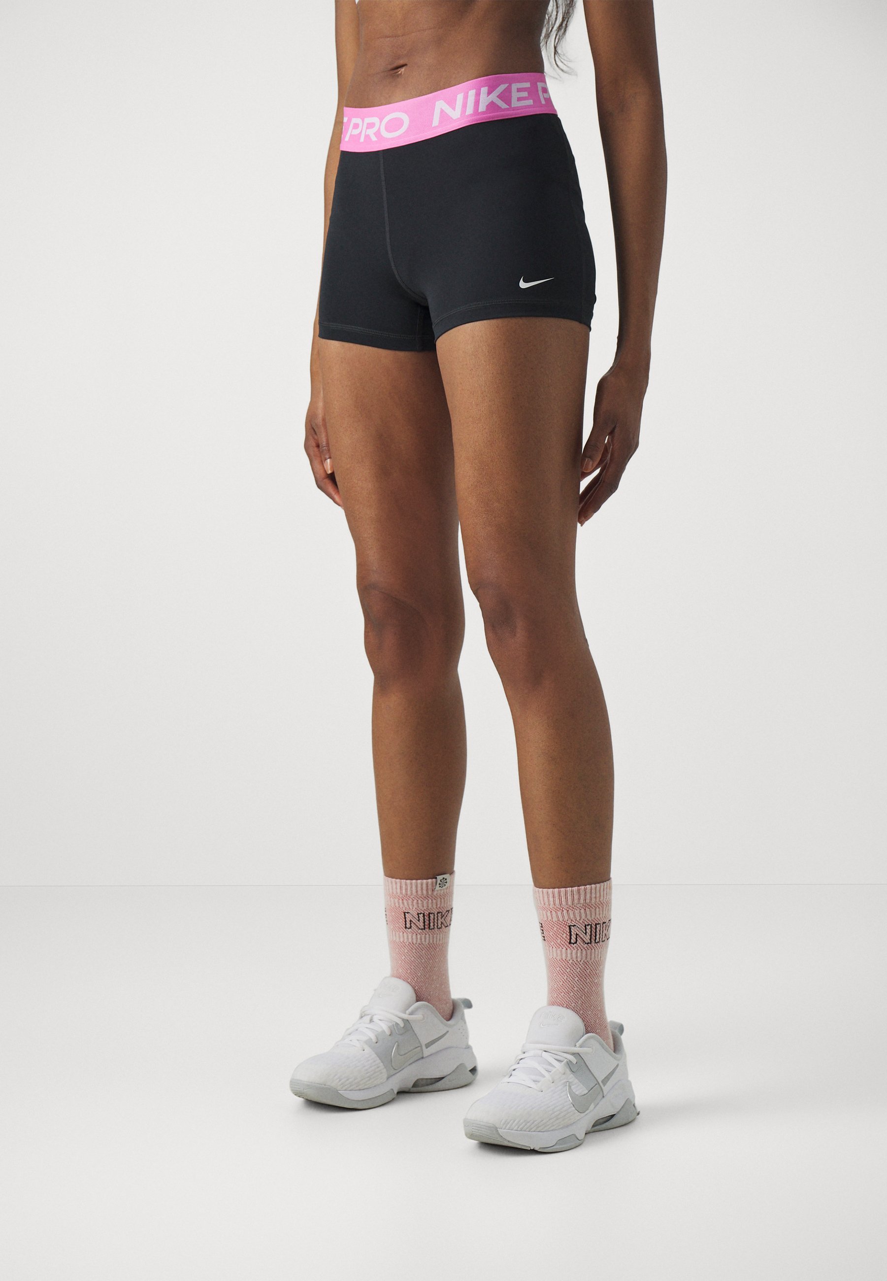 Nike Performance LÜHIKESED PÜKSID - Retuusid - must/mänguline roosa/valge