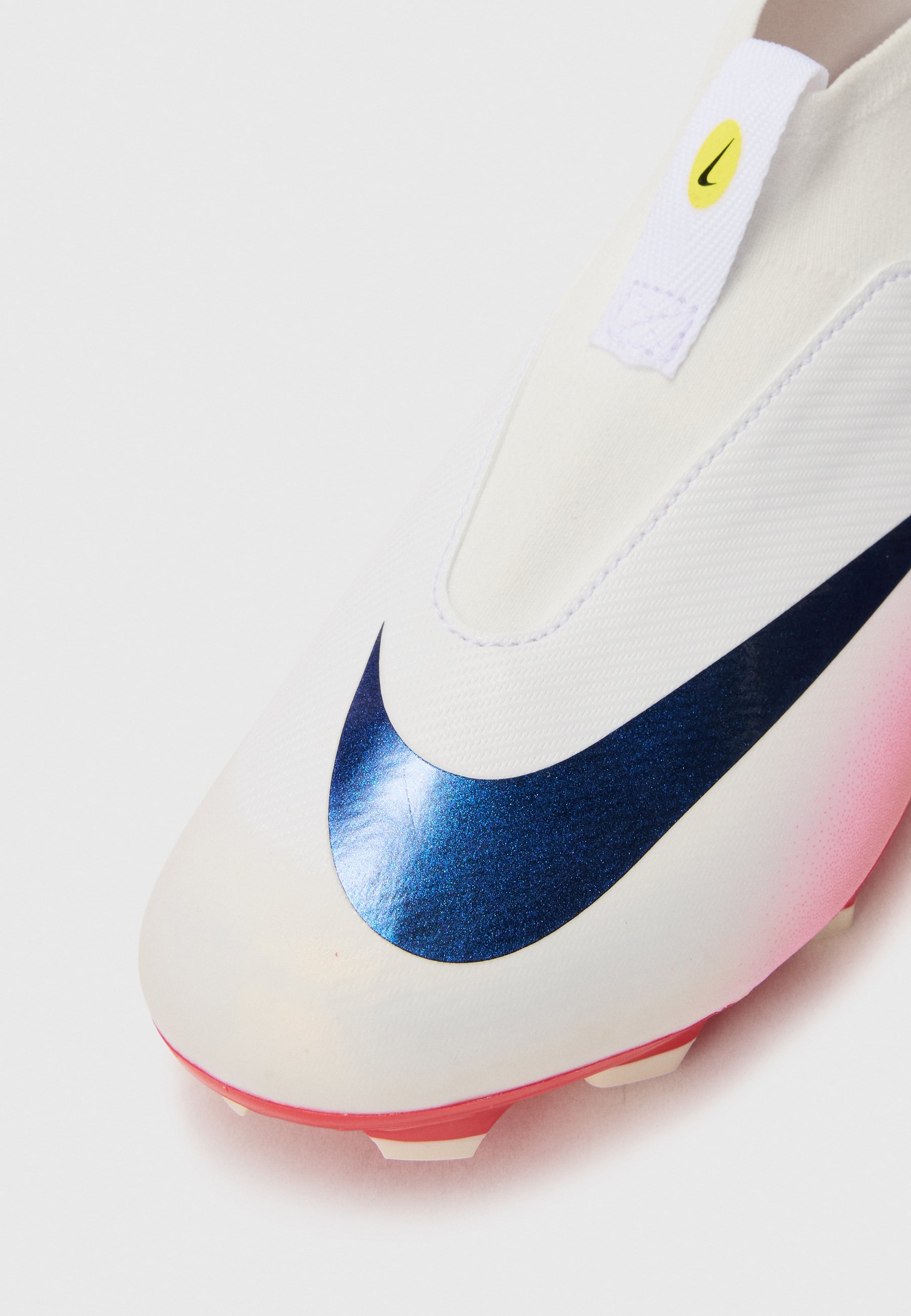Nike Performance UNISEX - Voetbalschoenen voor stevige ondergrond - rood/obsidiaan