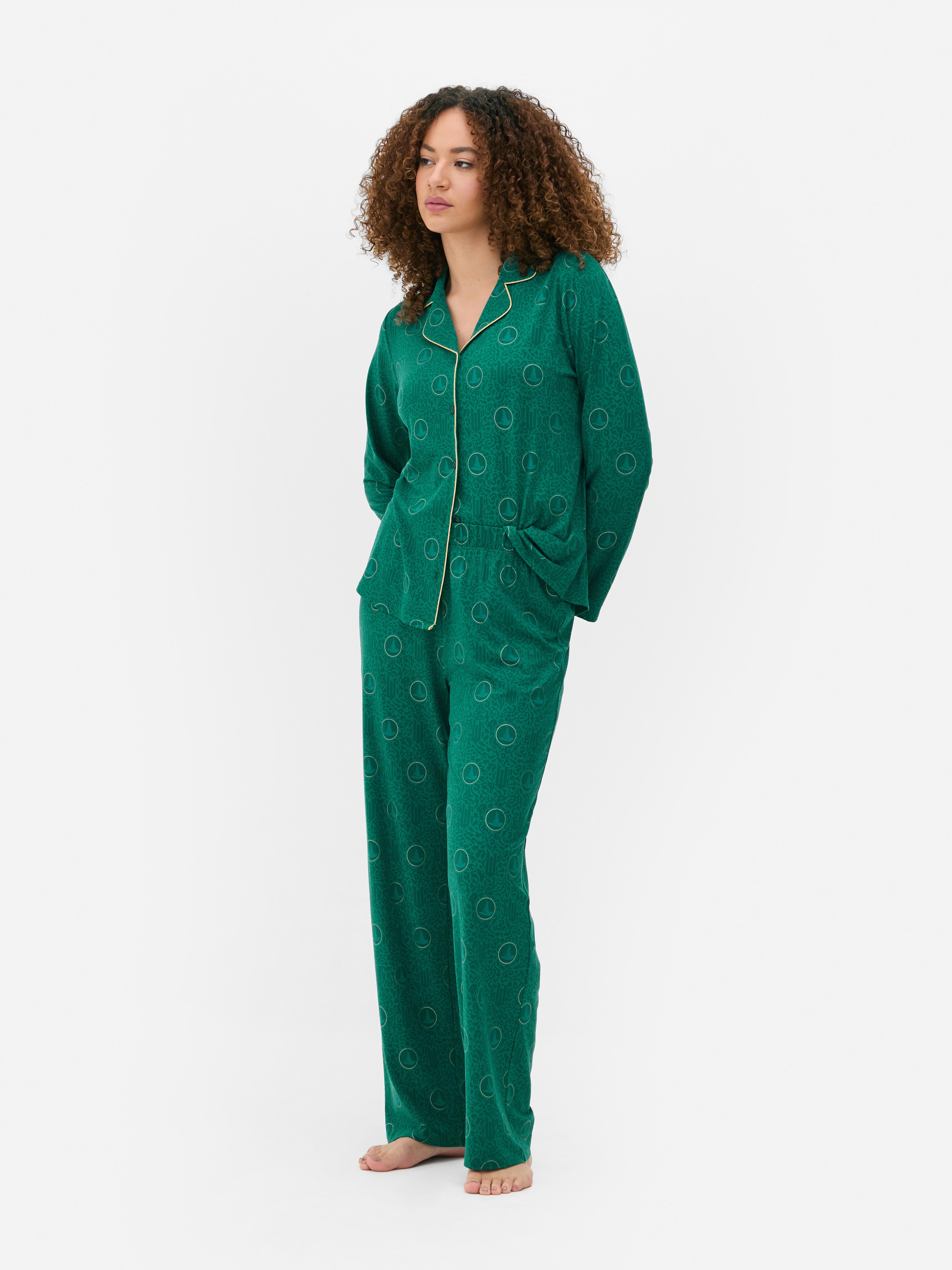 Pijamale boyfriend Wicked x Primark O pijama confortabilă boyfriend cu cămașă cu nasturi și pantaloni cu șnur