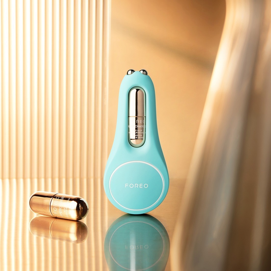 FOREO masažer za lice BEAR™ 2 za oči i usne – 1 komad