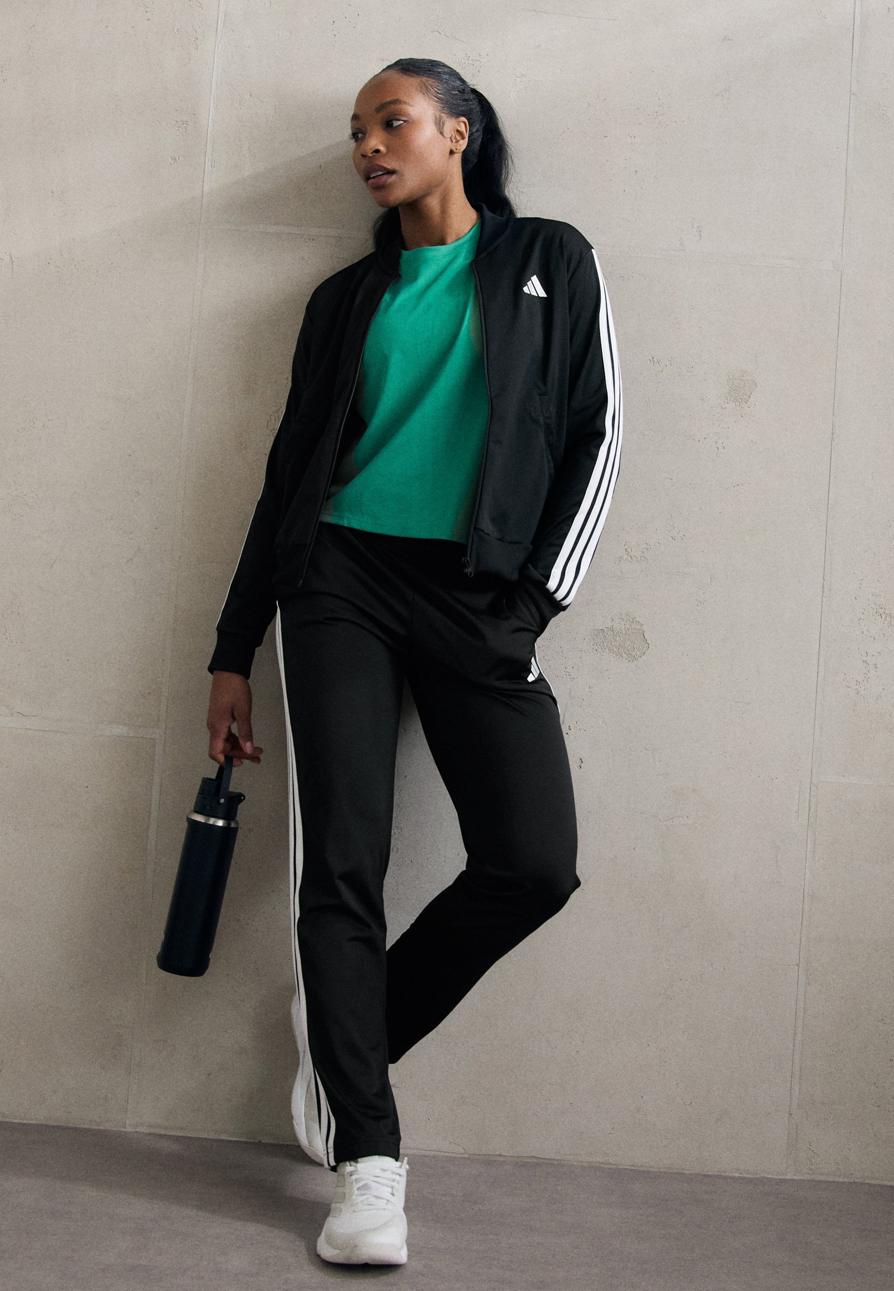 adidas Sportswear SET - Trainingspak - zwart