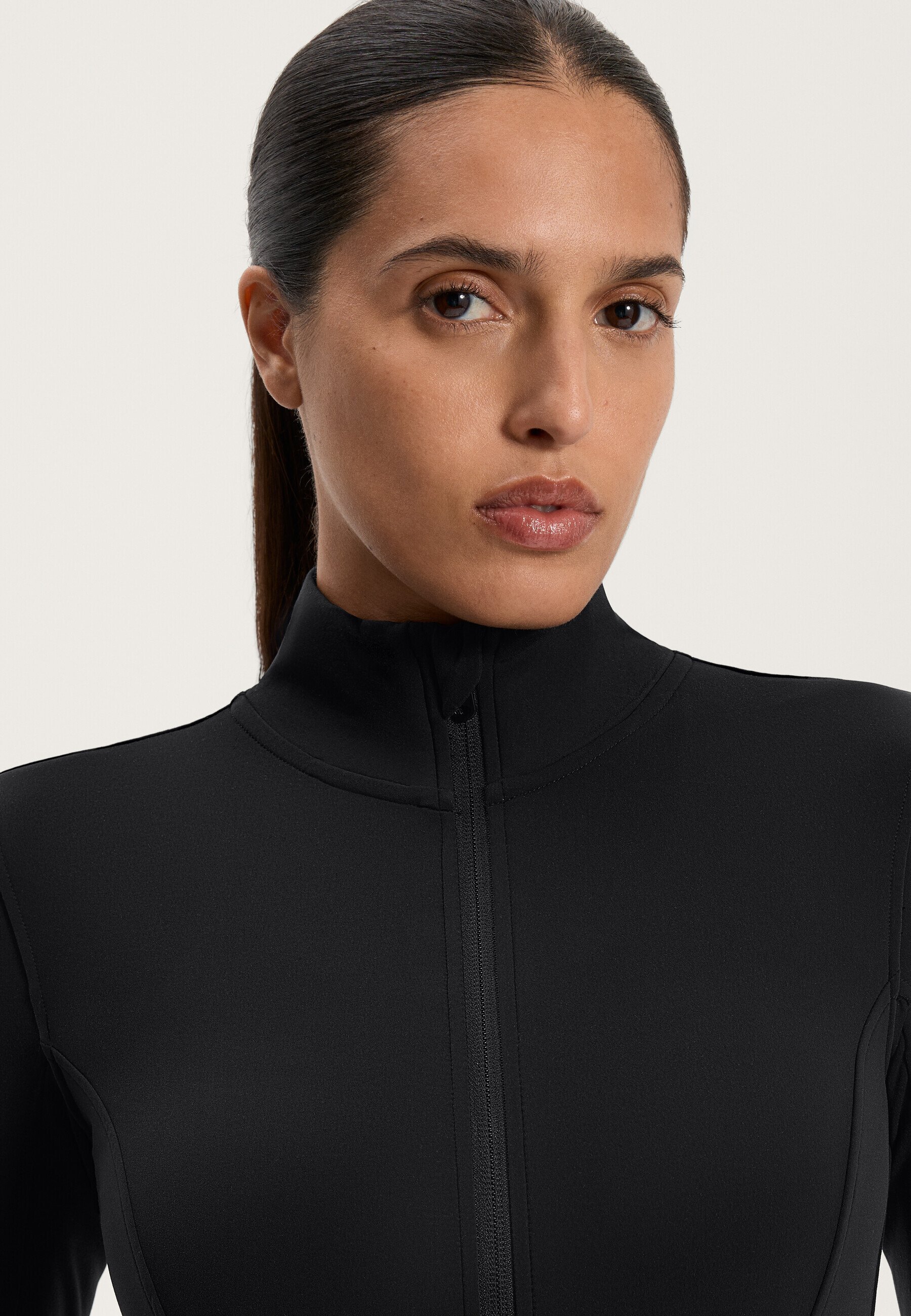 OYSHO LIGHT WARM TECHNICAL - Trainingsjack - zwart