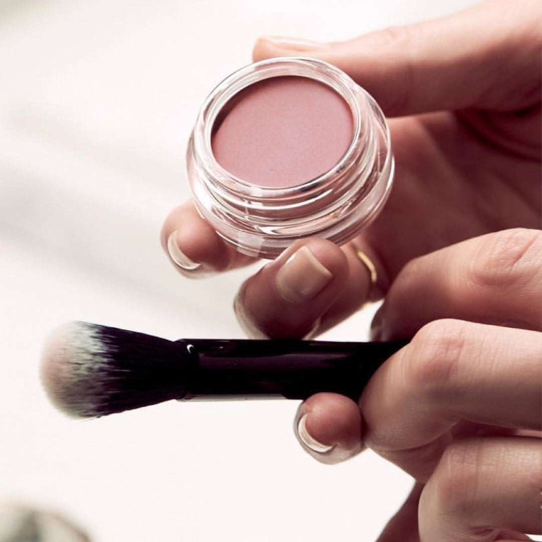 Clé de Peau Beauté Blush Brush Pinsel (pulveris un krēmsarkans) – 1 gab.