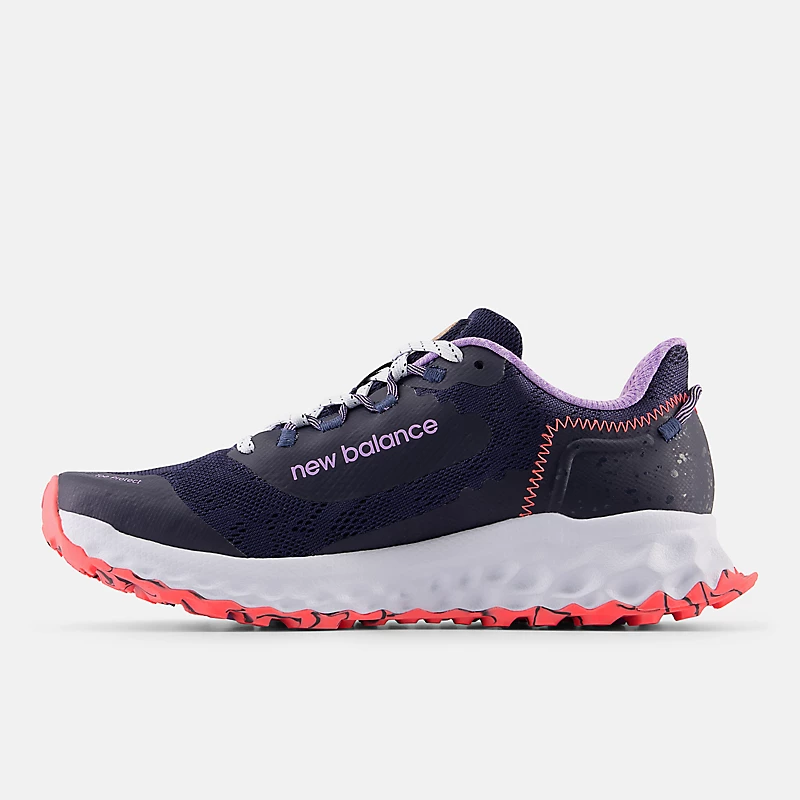 Fresh Foam Garoé - Índigo natural com roxo elétrico e vermelho elétrico