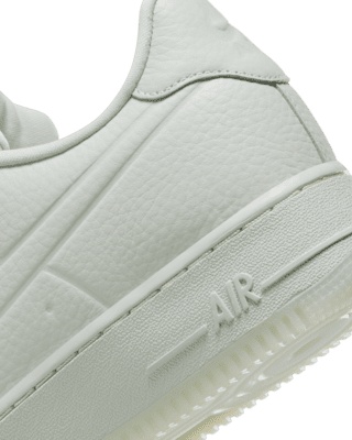 Nike Air Force 1 '07 Pro-Tech Men's Shoes
