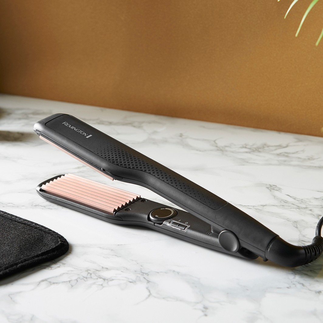 Remington Styling Tools S3580 - Ceramic Crimp - Ceramic Crimp 220 Waffle Hair Straightener S3580