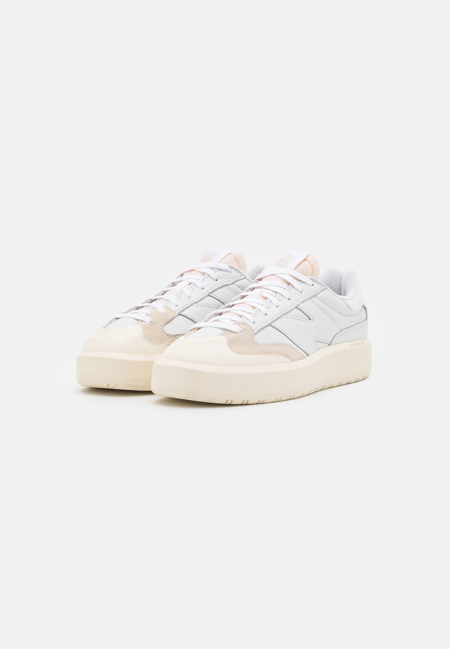 Baskets New Balance - blanches