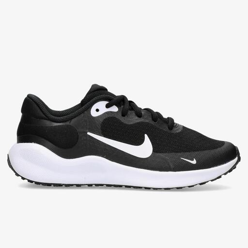 Nike Revolution 7