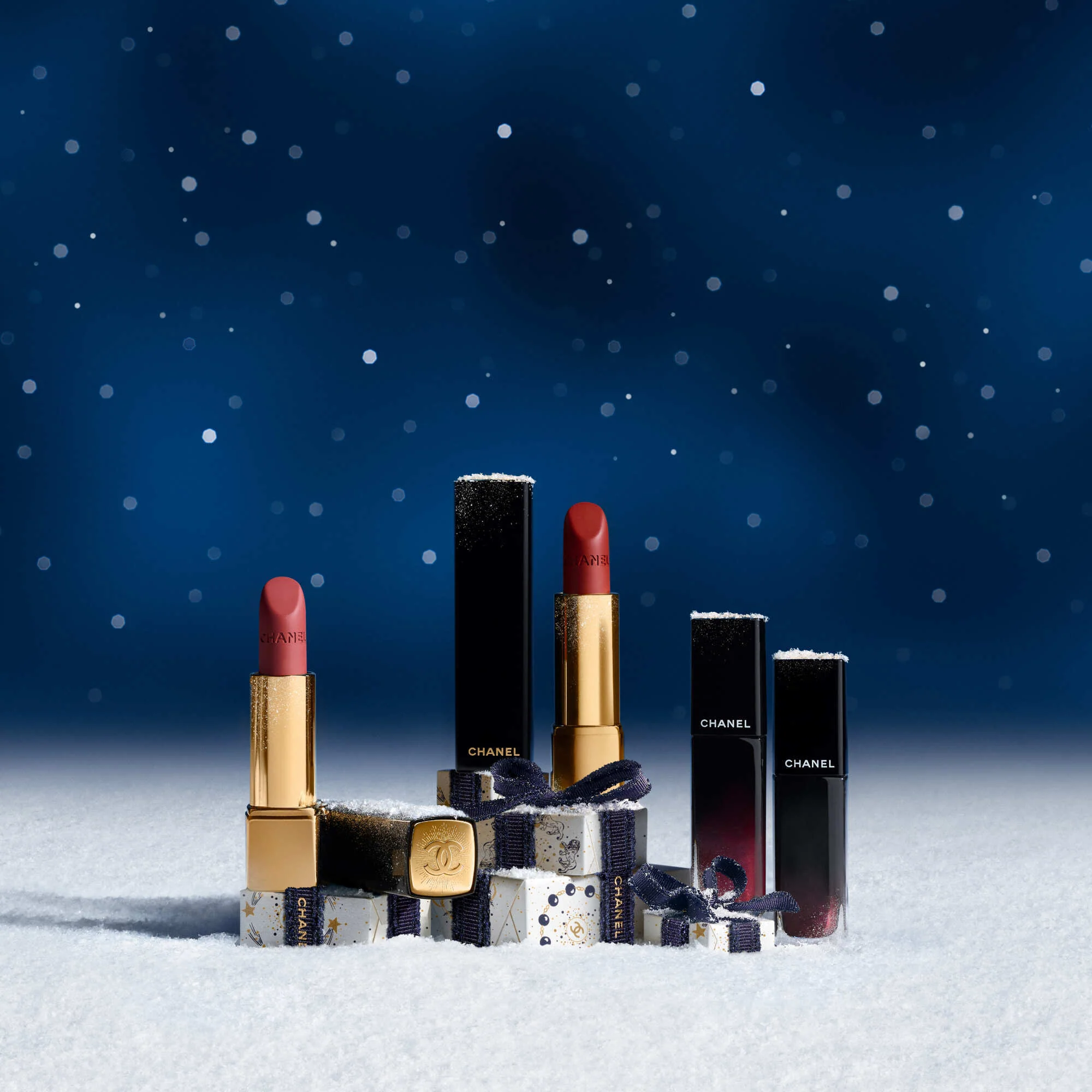 ROUGE ALLURE LAQUE - IL ROSSETTO FLUIDO BRILLANTE TENUTA ESTREMA