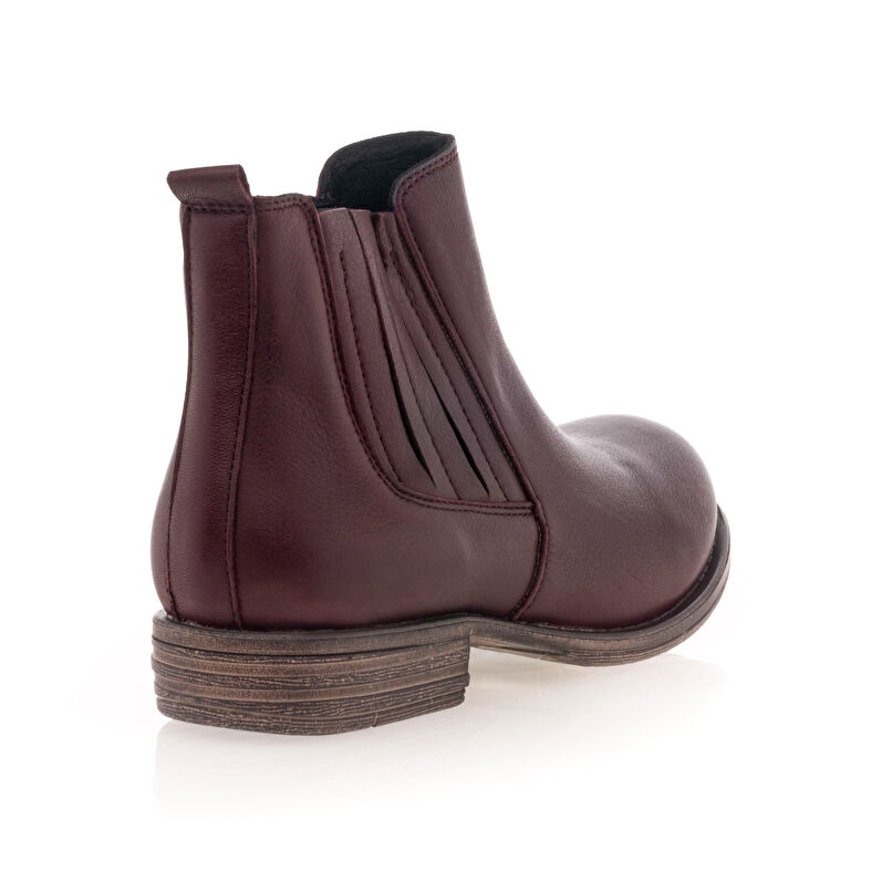 Rote Damenstiefel / Stiefeletten
