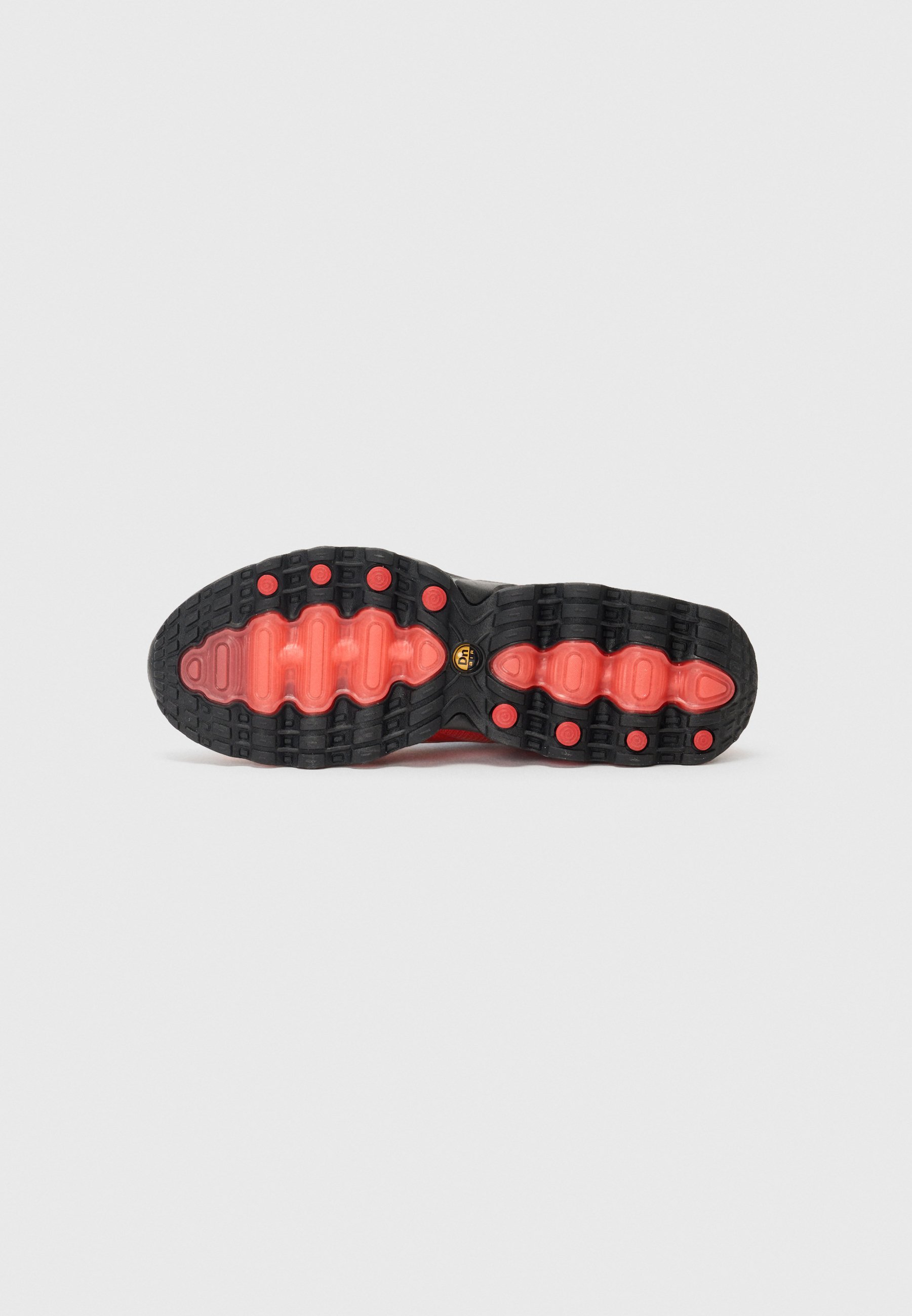 Nike Sportswear AIR MAX DN8 - Tossud - kuningliku tooniga/kroom/karmiinpunane