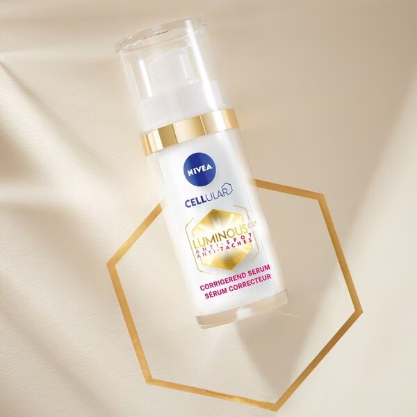 NIVEA Cellular Luminous630 serum proti mozoljem<br>30 ml - za vse tipe kože