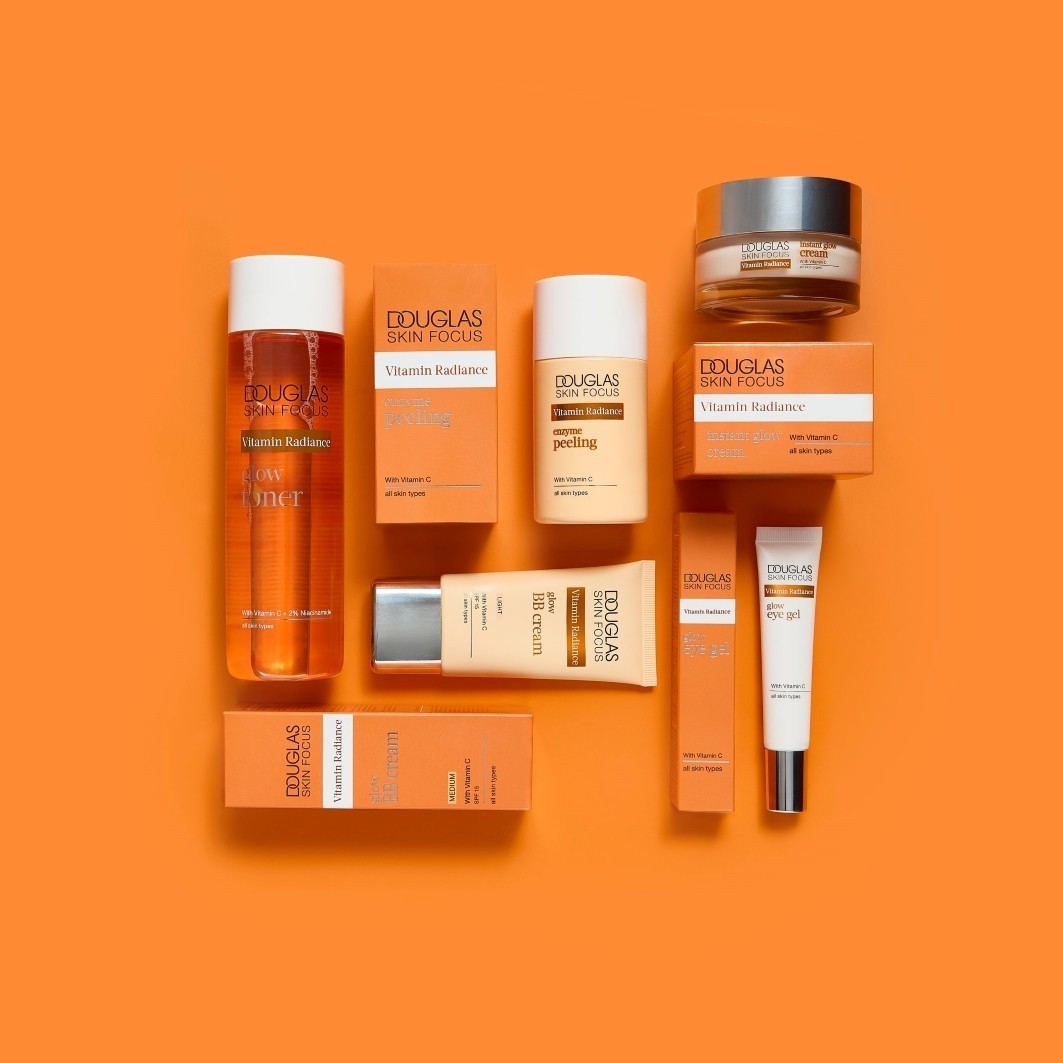 Douglas Collection Skin Focus Vitamin Radiance Glow јастучићи за очи - 3 мл