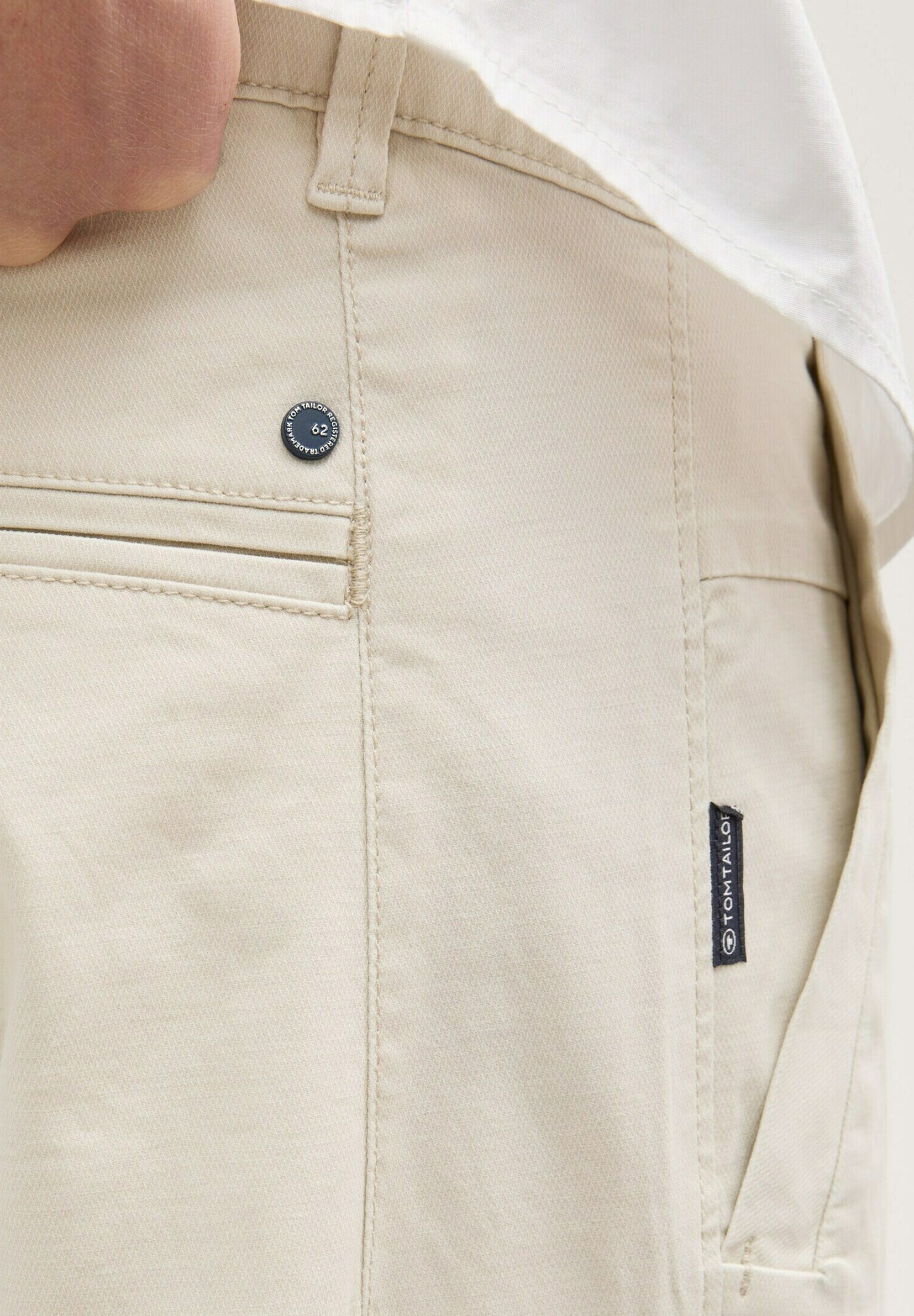 TOM TAILOR TAPERED - Chinos - lys cashewbeige