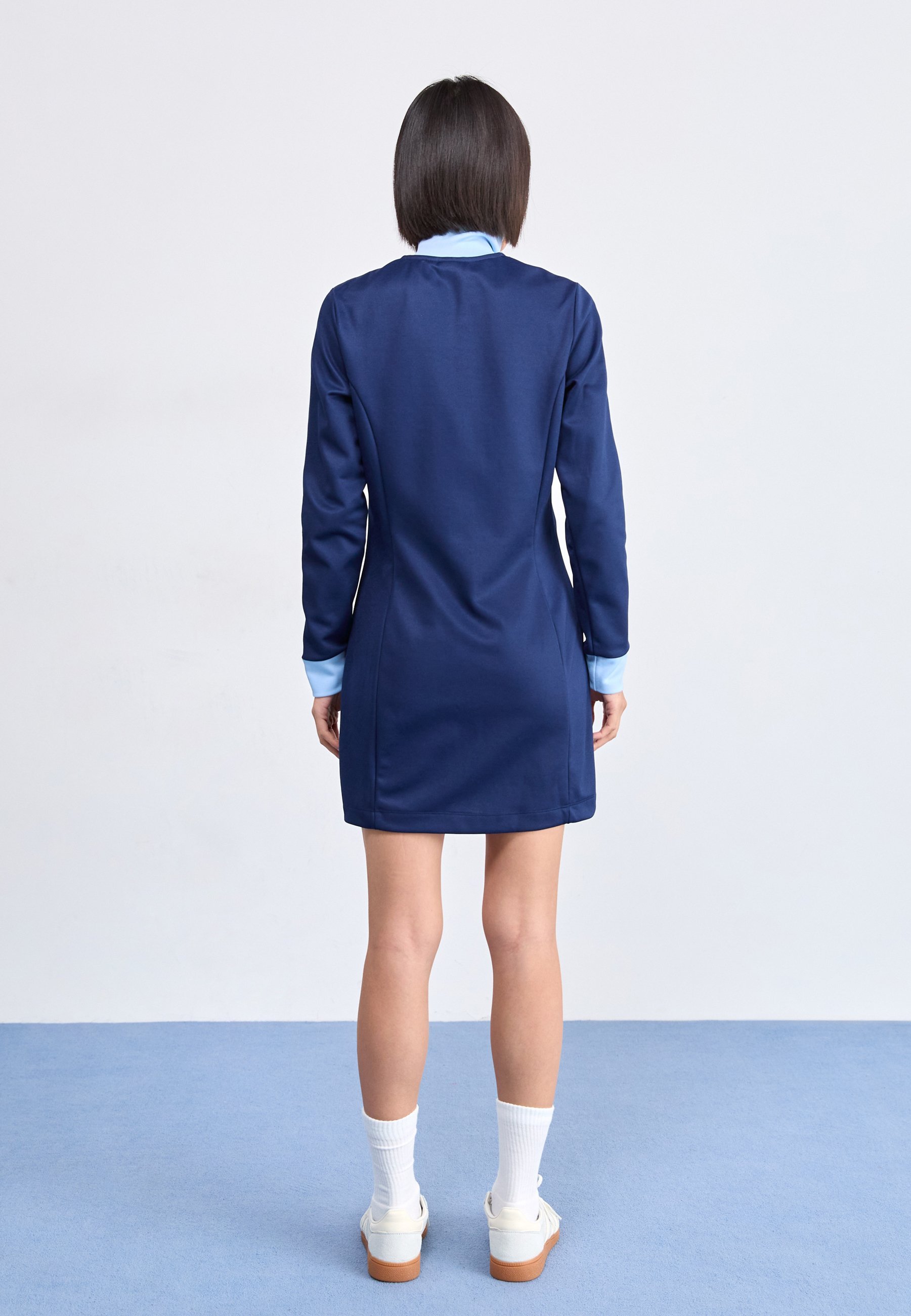 adidas Originals TRACK DRESS - Dagjurk - Nachtjurk indigo