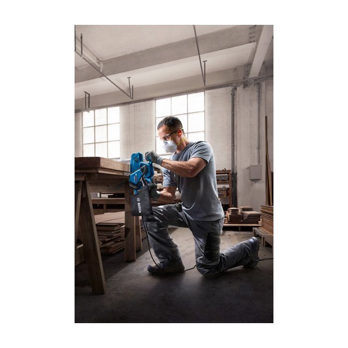 BOSCH PROFESSIONAL corded belt sander - GBS 750 - 230V - 850W - 200 – 420 m/min - Abrasive belt + dust bag
