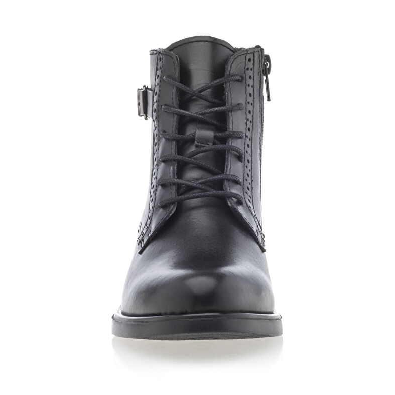 Schwarze Damenstiefel / Stiefeletten