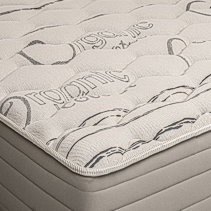 Materasso reversibile CERVO 180x200 cm, in memory foam, con zone di riposo indipendenti, rigido, lato estivo/invernale, spessore 24 cm.