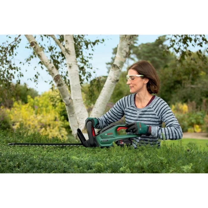 Bosch UniversalHedge Cut 18-55 draadloze heggenschaar (accu niet inbegrepen)