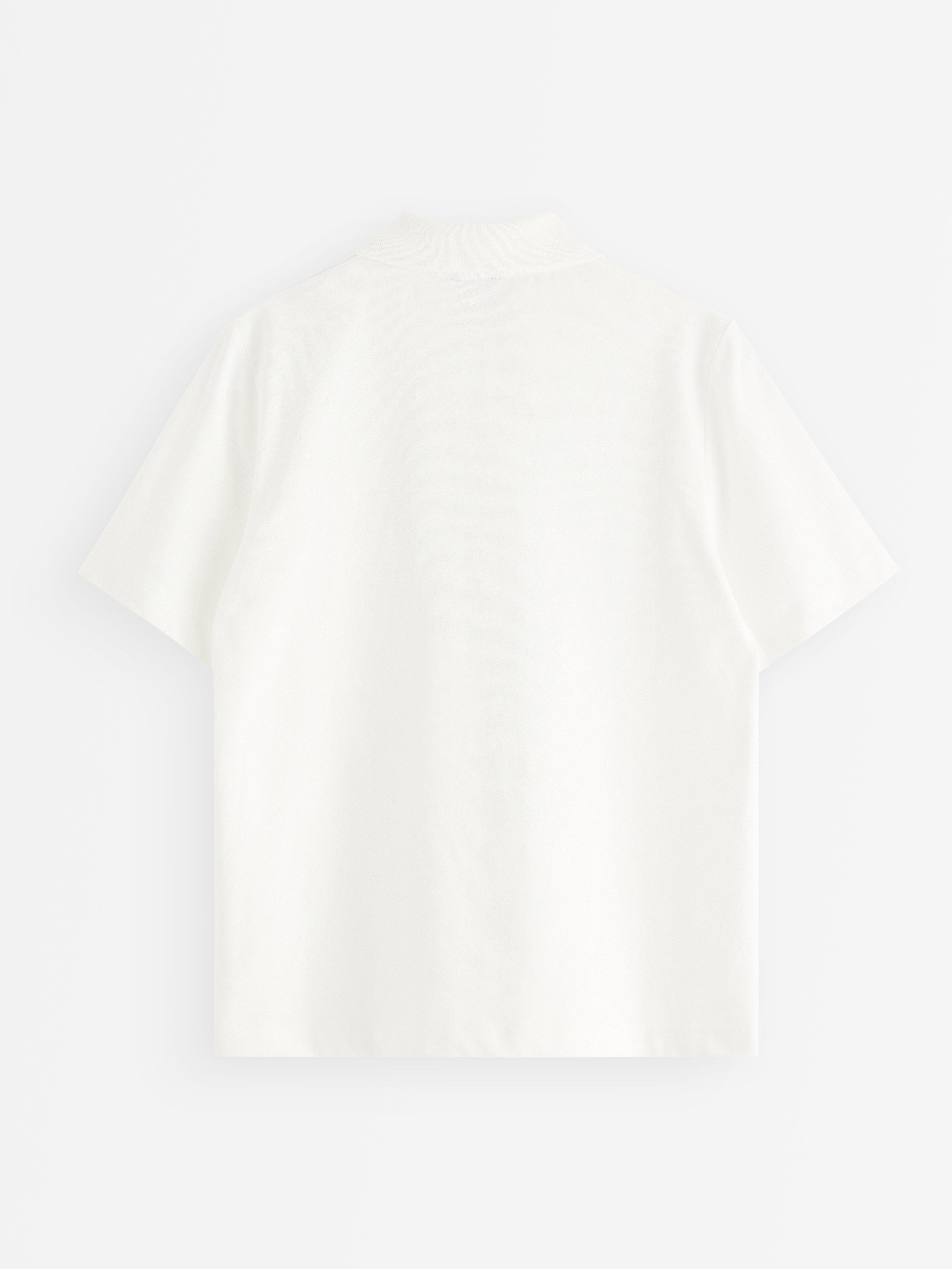 Top con cuello color blanco roto