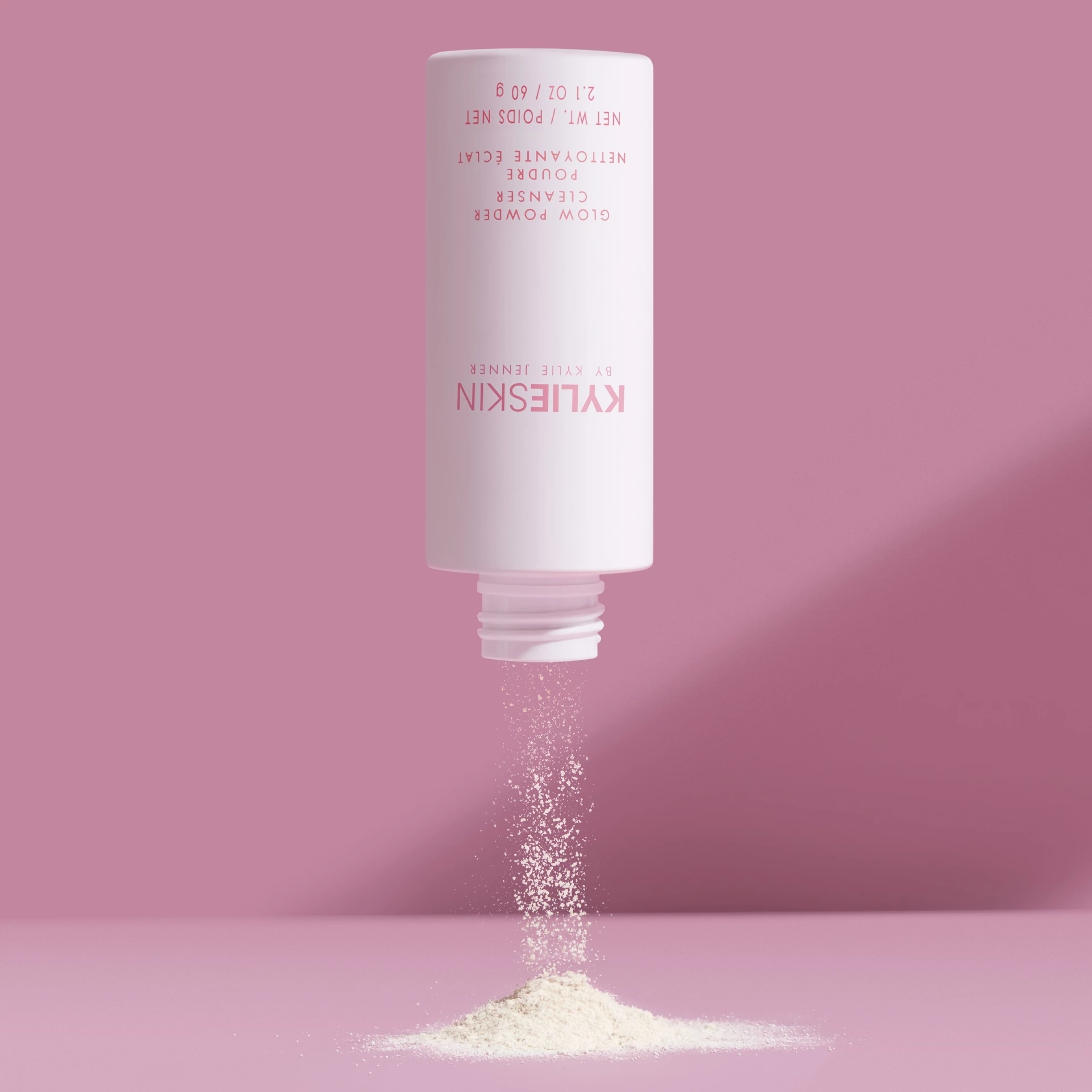 Demachiant pudră strălucitoare 60 g - Kylie By Kylie Jenner
