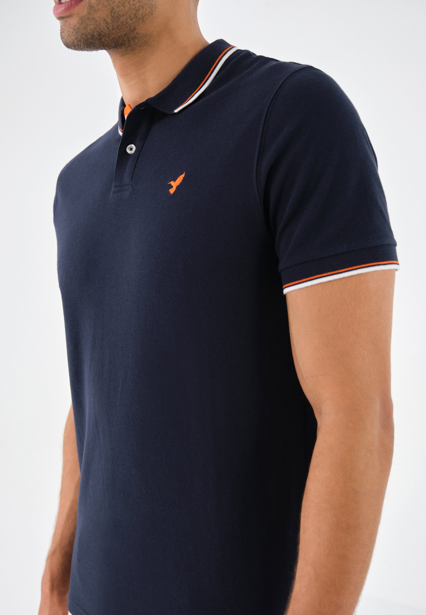 LIMITED SLIM - Triko s límečkem - black