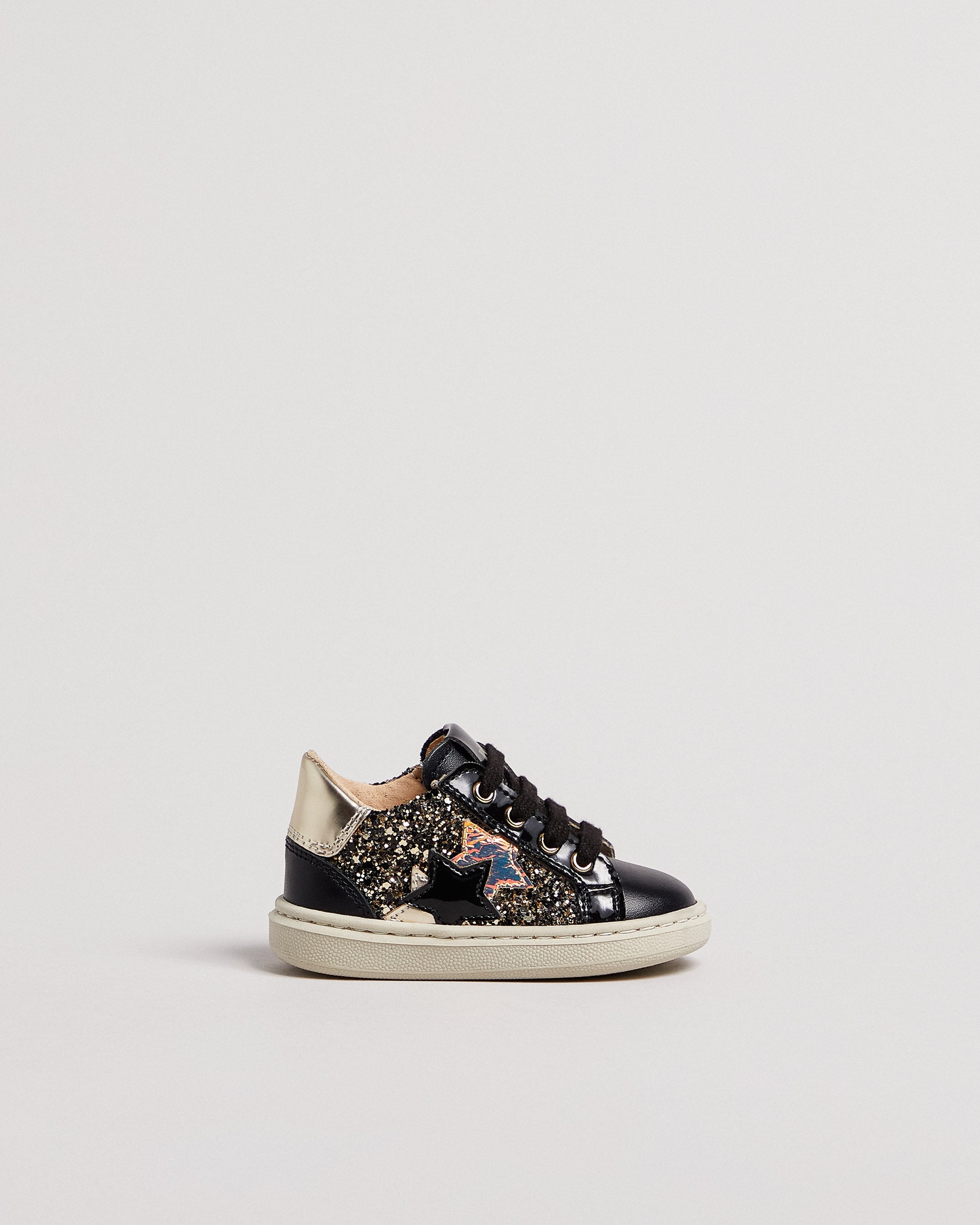  Junior-Sneaker für Mädchen aus Funktionsmaterial und Leder