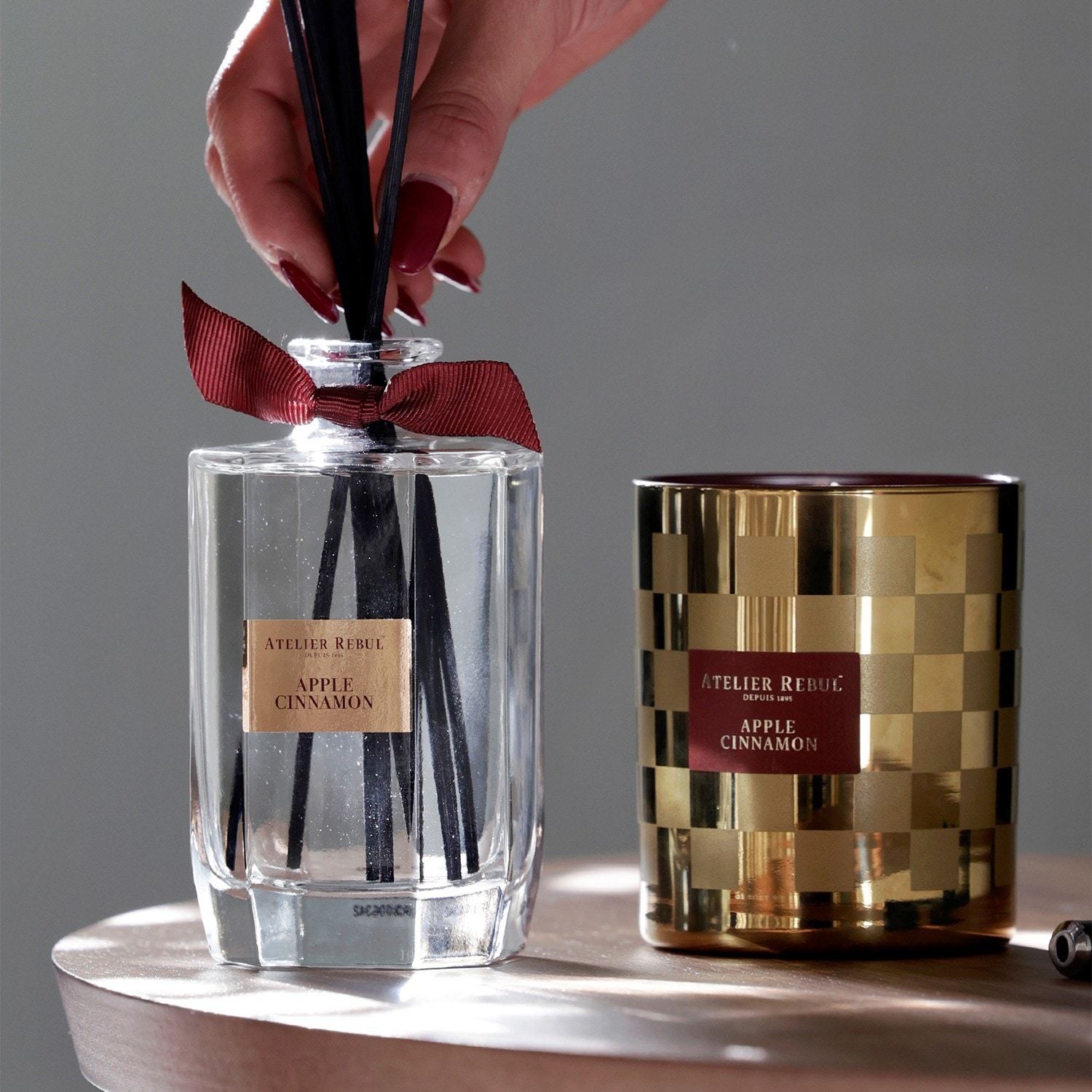 Atelier Rebul Duftkerze Apfel-Zimt - 210 g