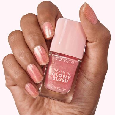 Catrice Dream In Glowy Blush -kynsilakka 10,5 ml 10,5 ml