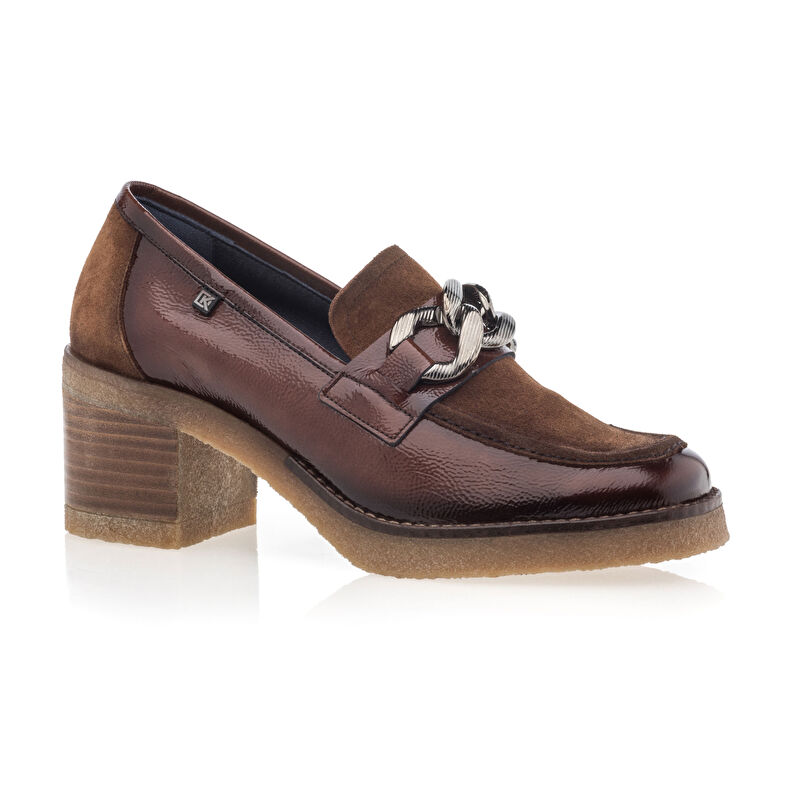 Naisten ruskeat loaferit/veneilykengät