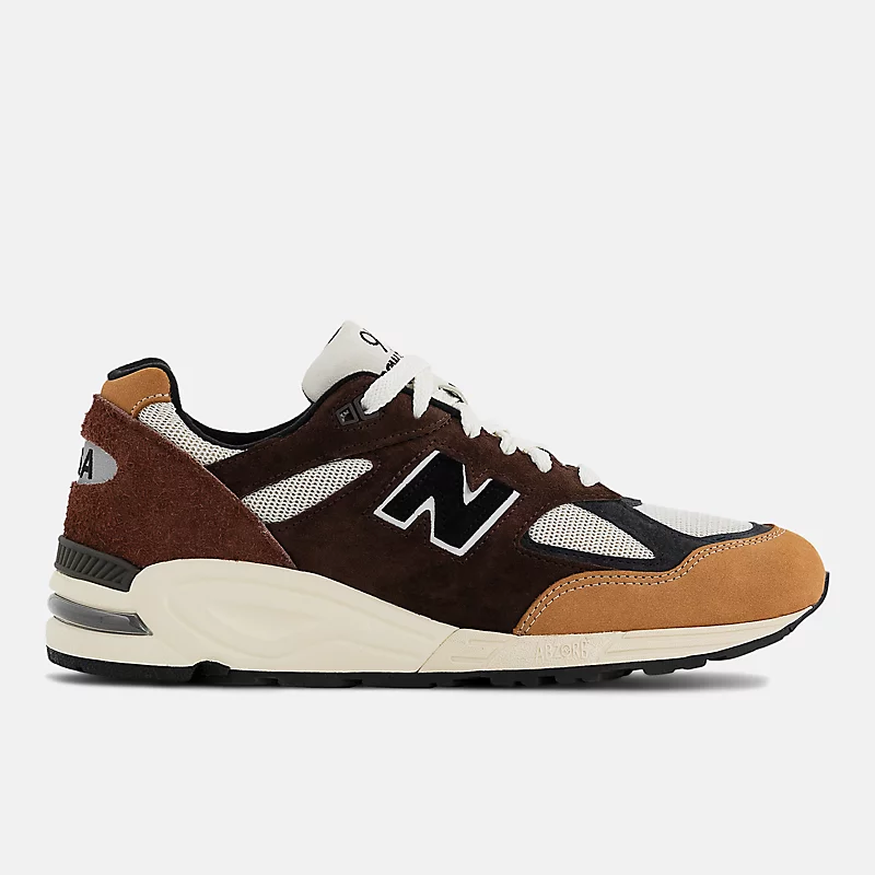 Męskie buty Made in USA 990v2 – czarne z brązowym