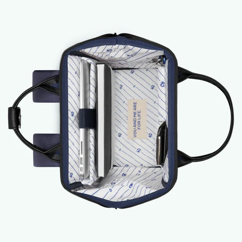 Cabaia Adventurer Medium Backpack, Düsseldorf, purple