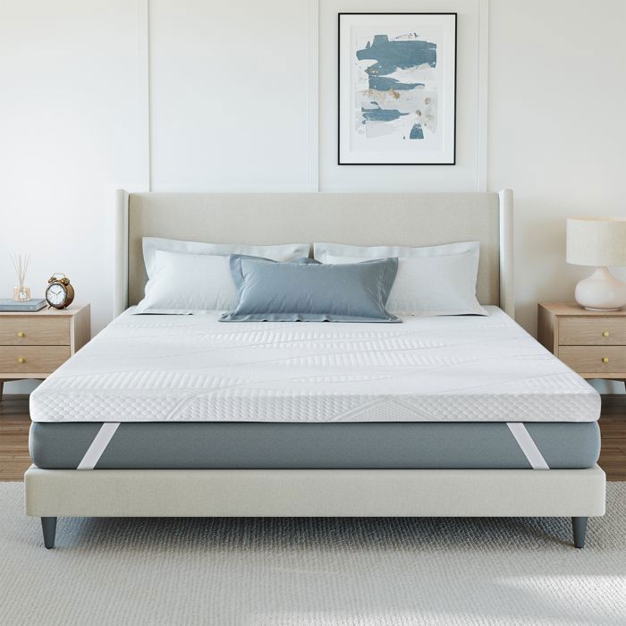 Coprimaterasso HavenlyHome 140x190 cm, spessore 6 cm, schiuma ad alta resilienza, comfort morbido o rigido, ergonomico.