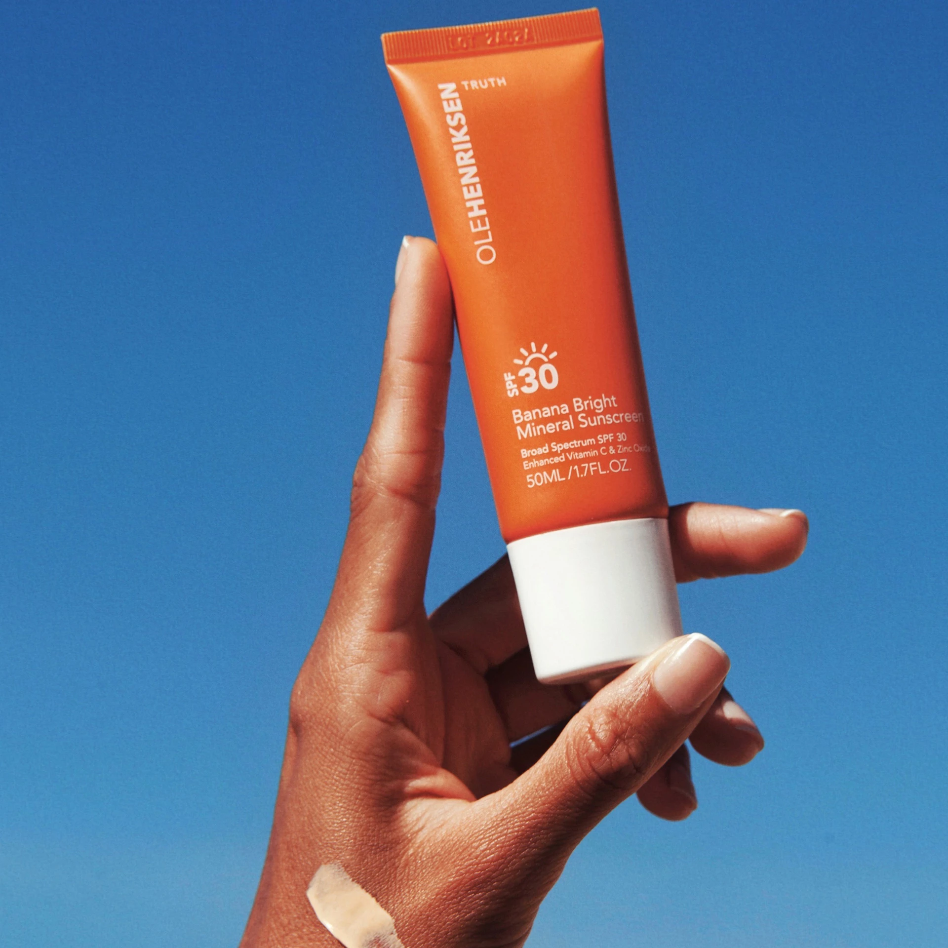 Truth Banana Bright SPF30 ásványi naptej 50 ml - Ole Henriksen