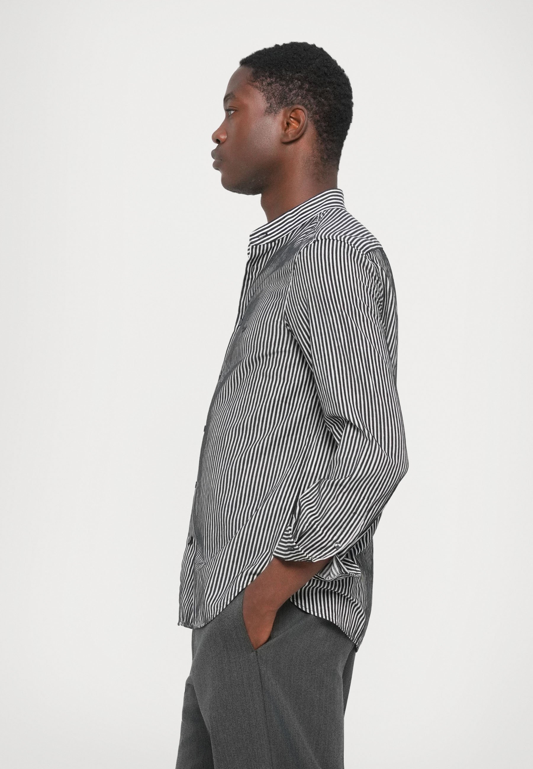 Chemise Emporio Armani - bleu marine/blanc cassé