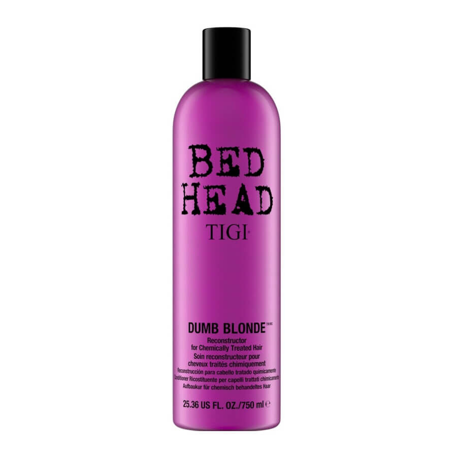 Tigi, la blonde aux cheveux en bataille
