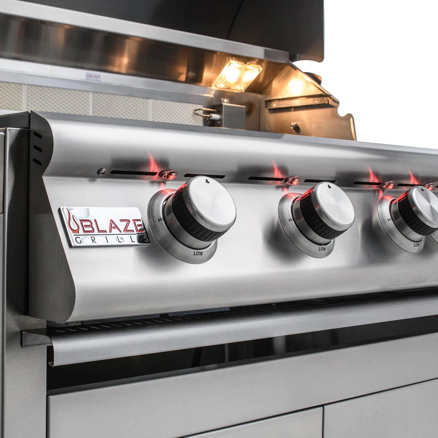 Blaze Premium LTE 40-inch 5-pits propaangasgrill met infraroodbrander aan de achterkant en grillverlichting - BLZ-5LTE2-LP