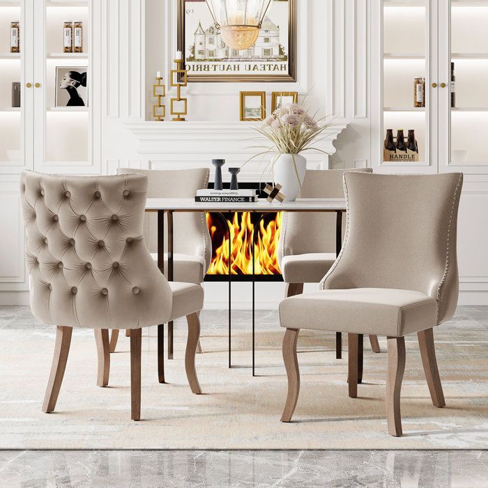 Set of 4 Velvet Dining Chairs - Upholstered Kitchen Chairs - Solid Wood Curved Legs - 50x45x91cm - Beige