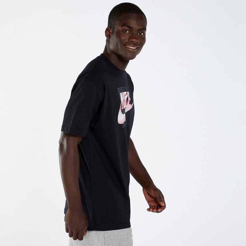Nike 12.