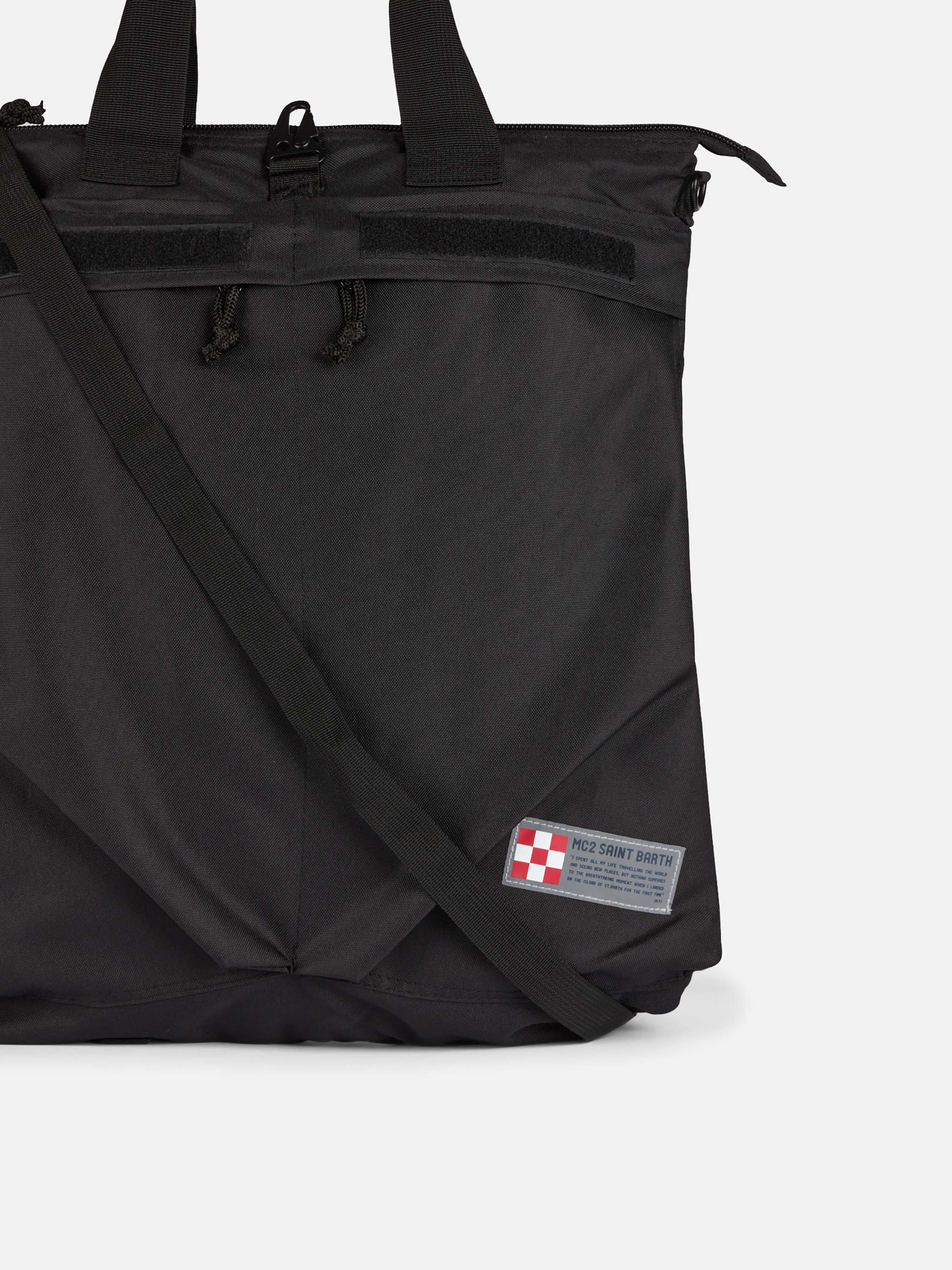 Rucksack aus schwarzem Funktionsgewebe
