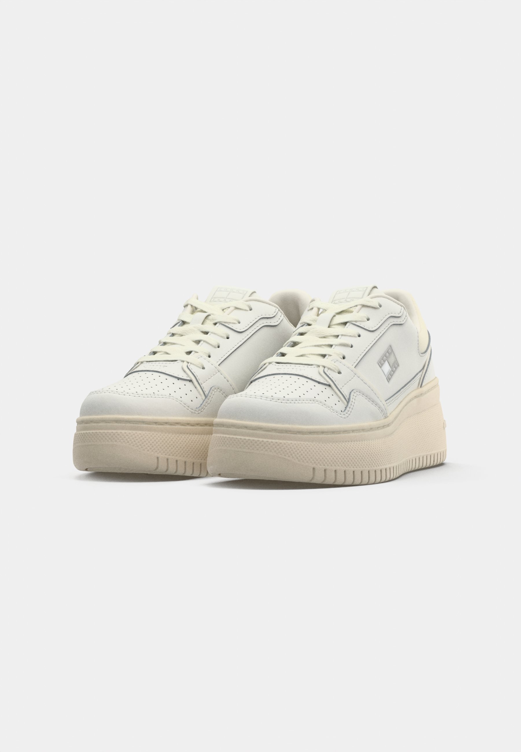 Tommy Jeans RETRO BASKET FLATFORM - Sneakers - ecru/ivoor