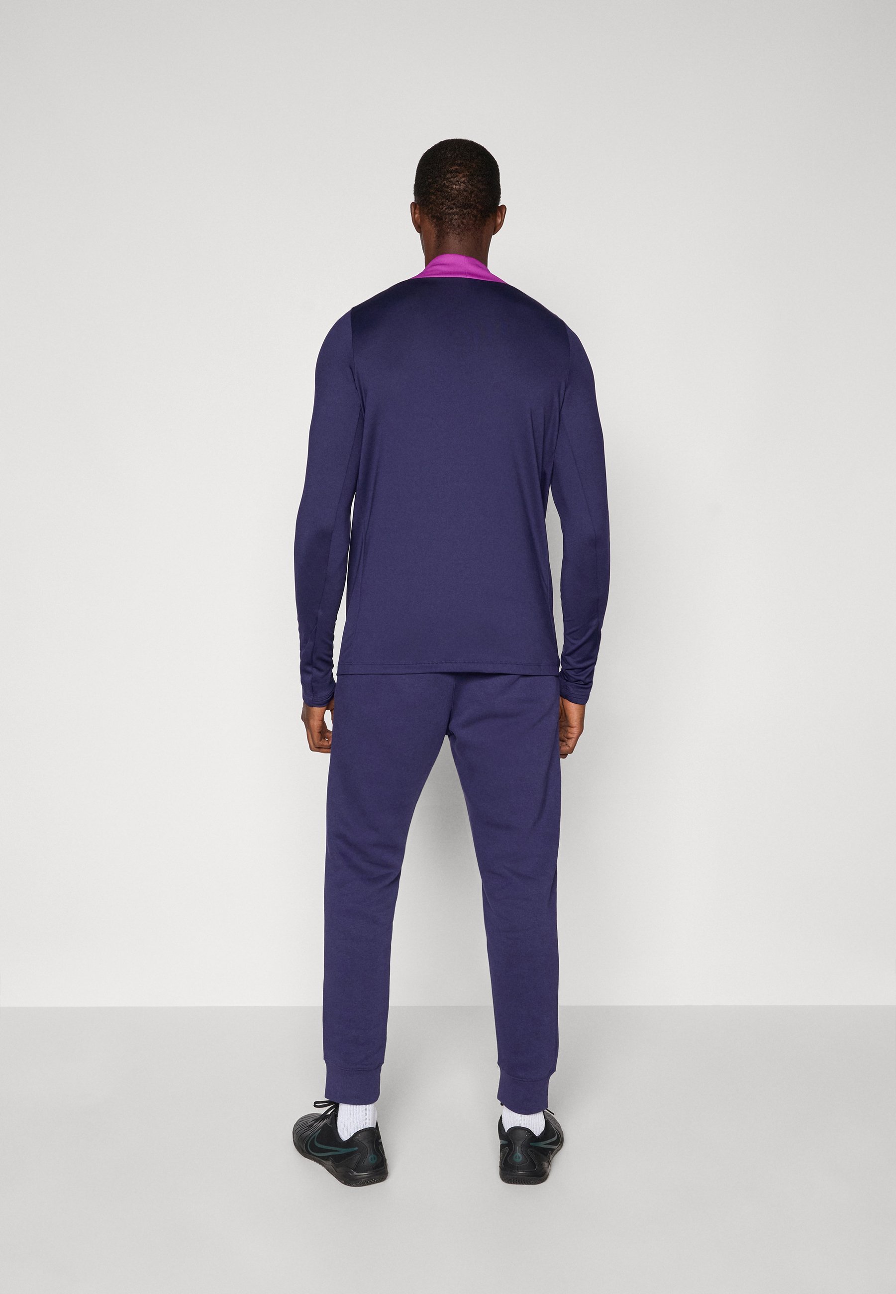 Nike Performance FC BARCELONA JOGGER CLUB - Abbigliamento da club - viola imperiale/uva brillante